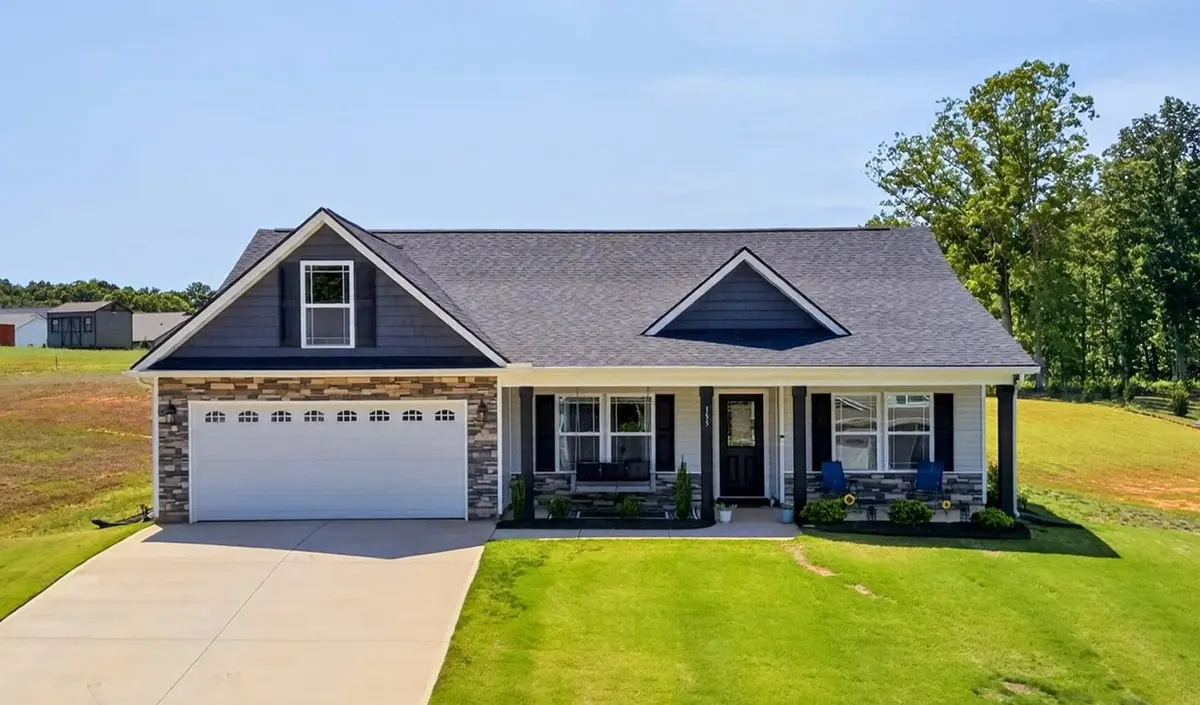 155 Double Creek Dr, Gaffney, SC 29341