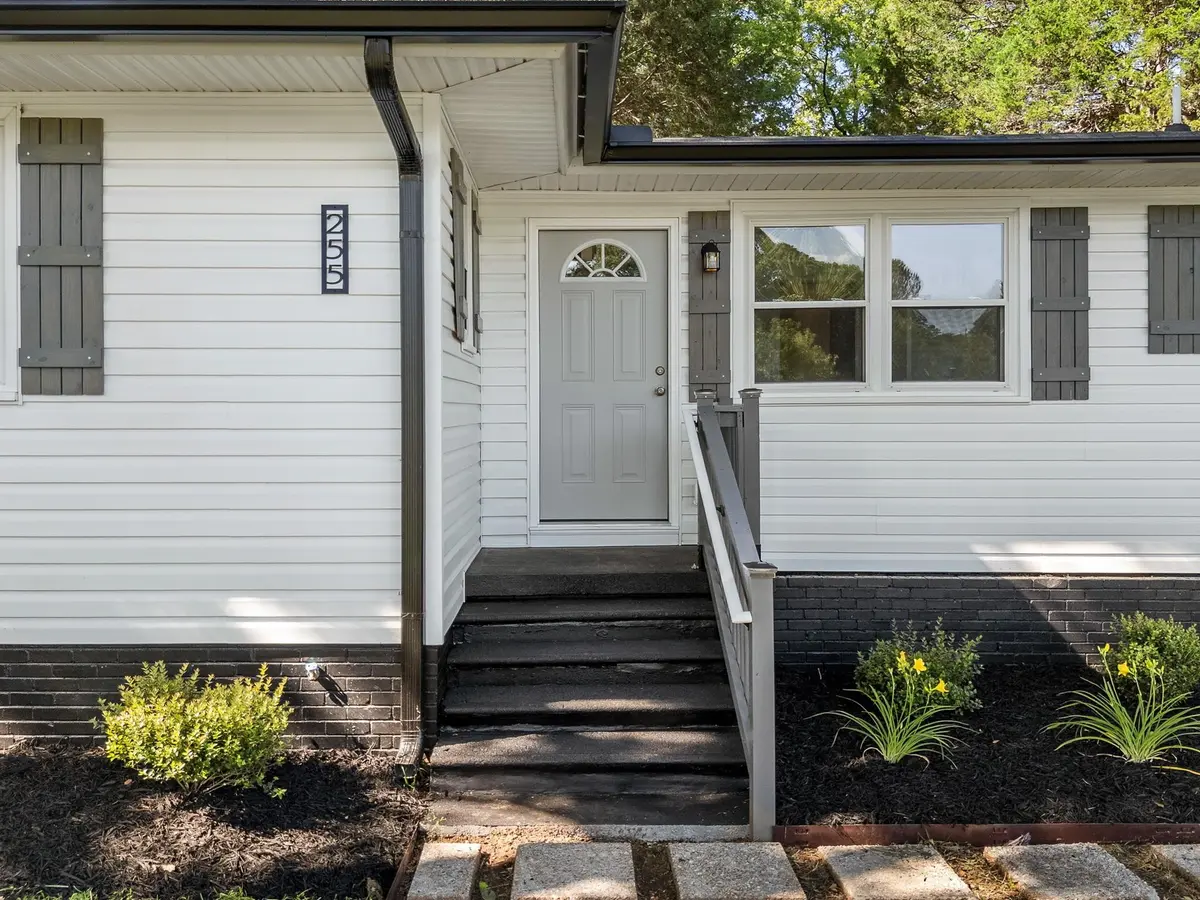 255 Hazelwood AVE, Spartanburg, SC 29302