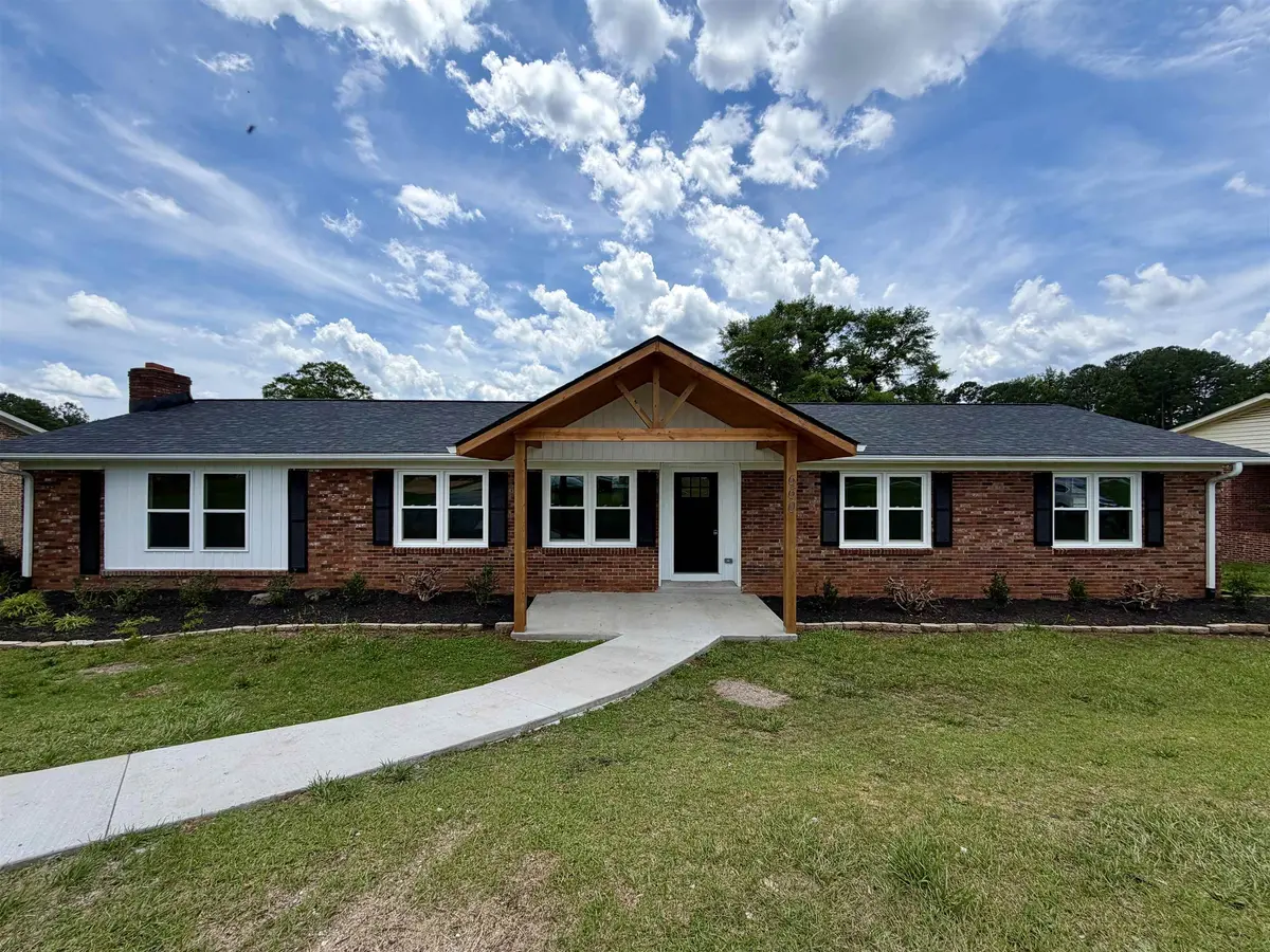 660 Cherry Hill RD, Spartanburg, SC 29307