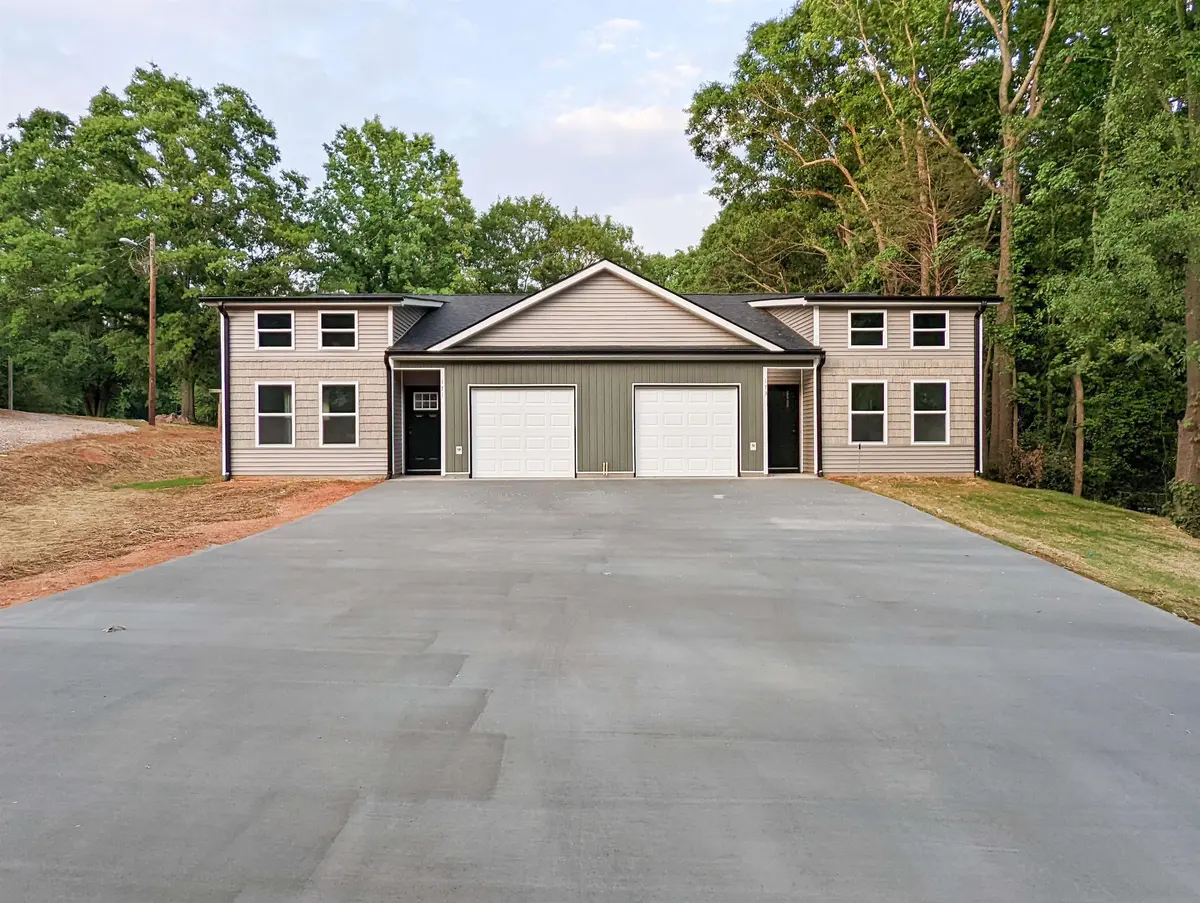 171 Sandifer RD, Spartanburg, SC 29303
