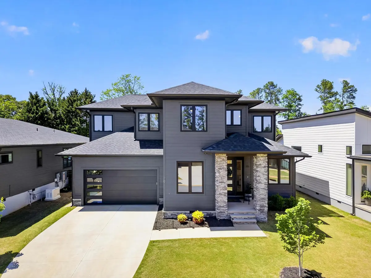 20 Village Crest DR, Greenville, SC 29607