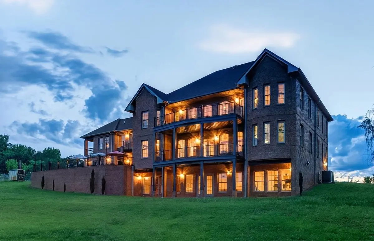 502 Hickory Hollow RD, Inman, SC 29349