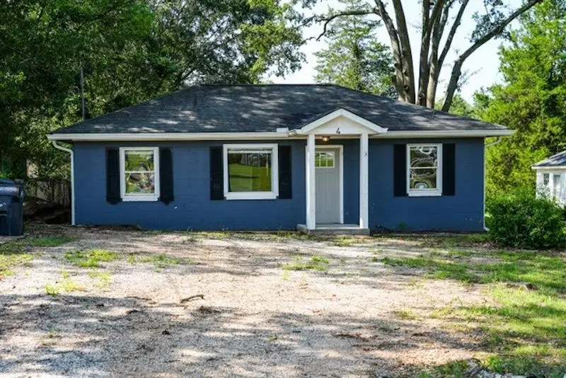 2 Sunnydale DR, Greenville, SC 29609
