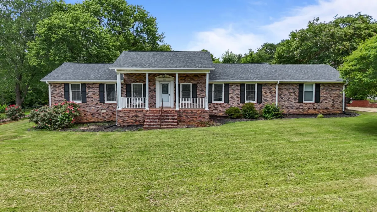 210 Briarwood DR, Pacolet, SC 29372