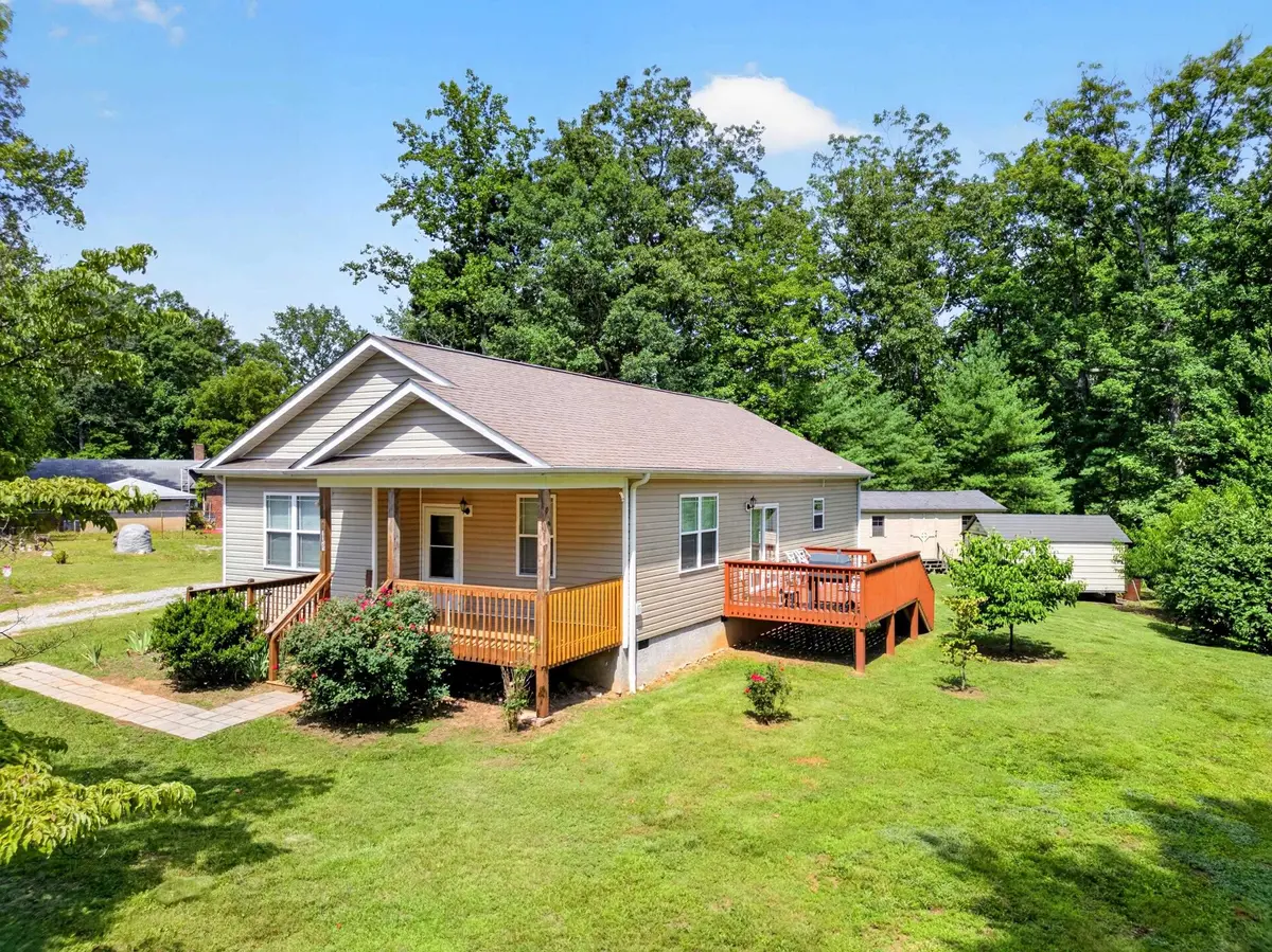 1125 Belue Mill RD, Landrum, SC 29356-9036