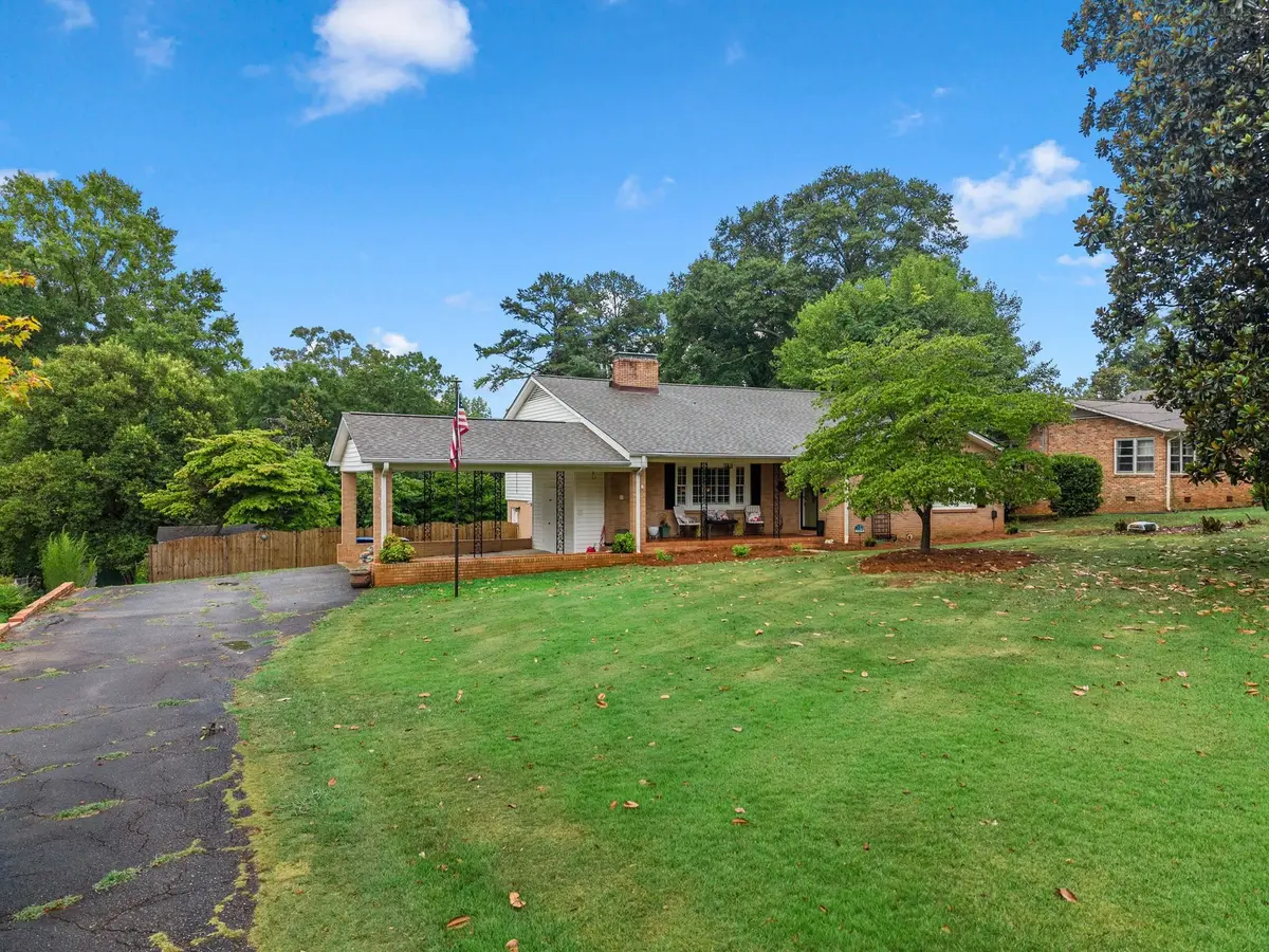 120 Cart DR, Spartanburg, SC 29307