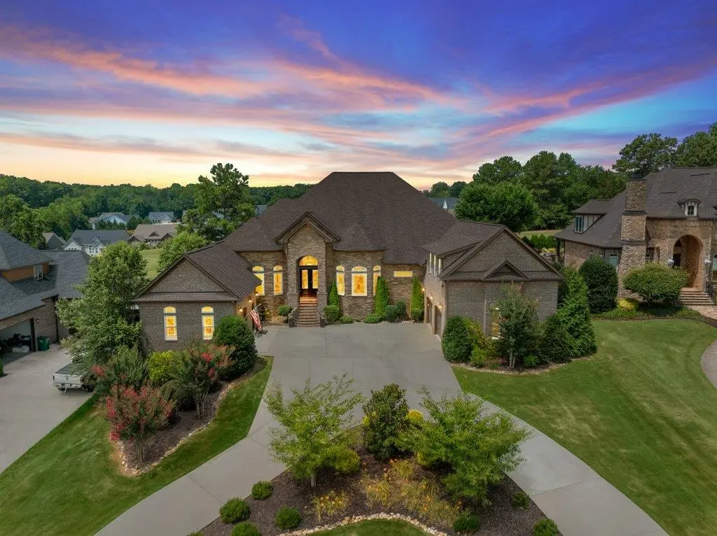 504 World Tour DR, Inman, SC 29349