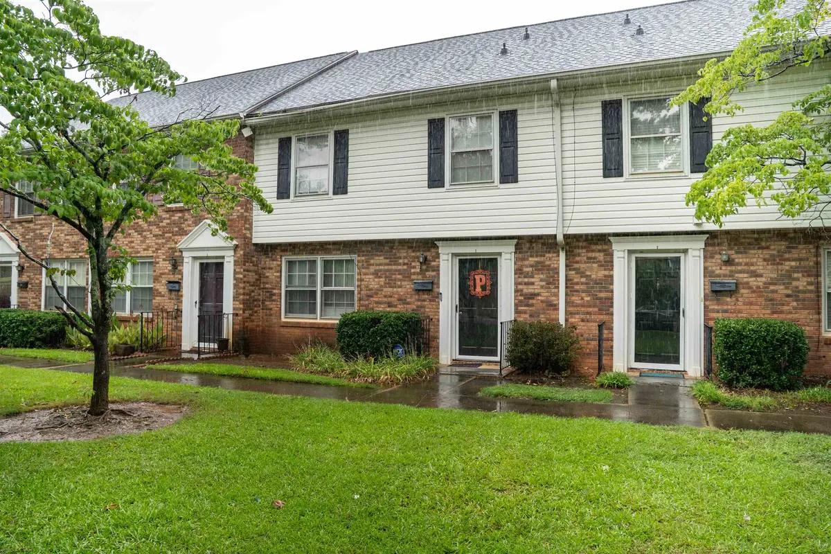 1470 Dover RD, Spartanburg, SC 29301