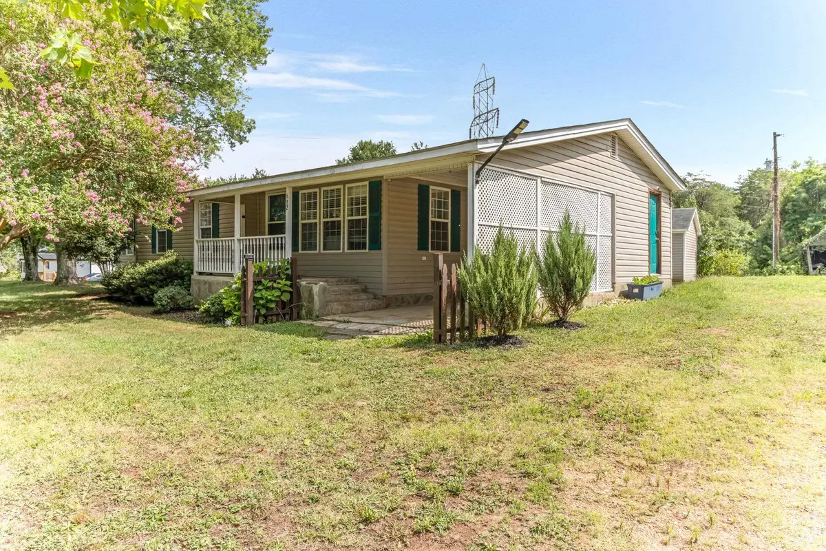 682 Island Ford RD, Inman, SC 29349-8550