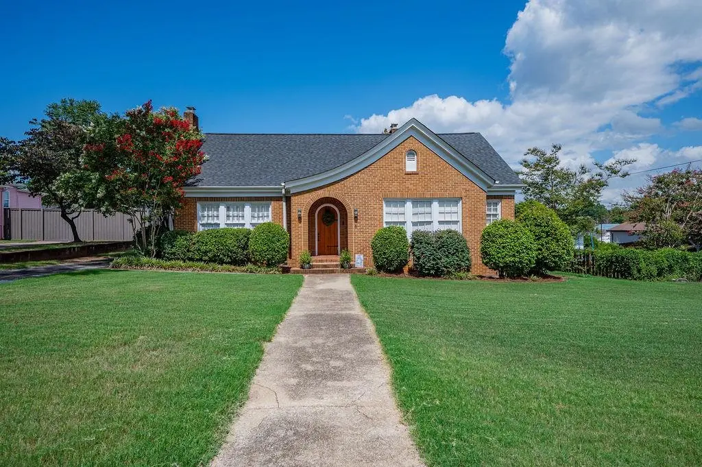 6 Oakland AVE, Inman, SC 29349