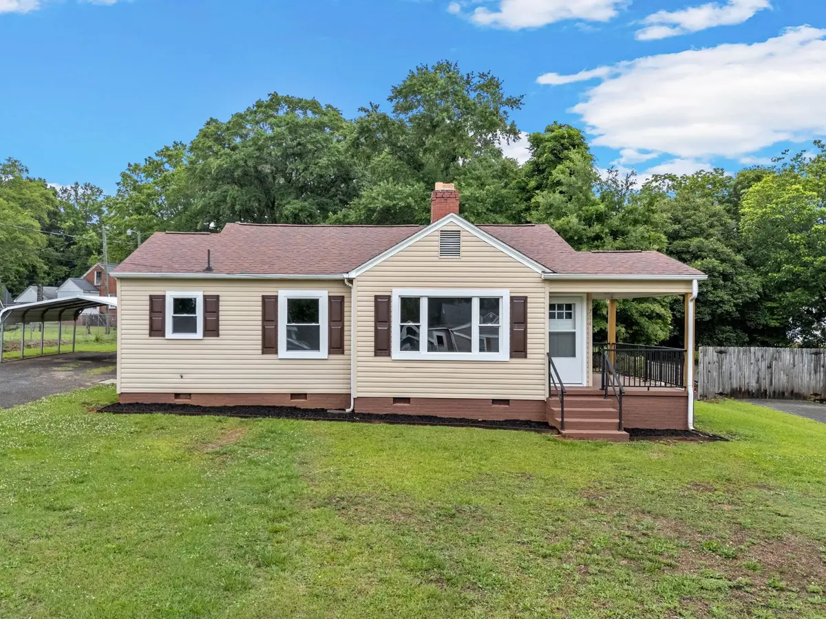 714 Holmes ST, Gaffney, SC 29341