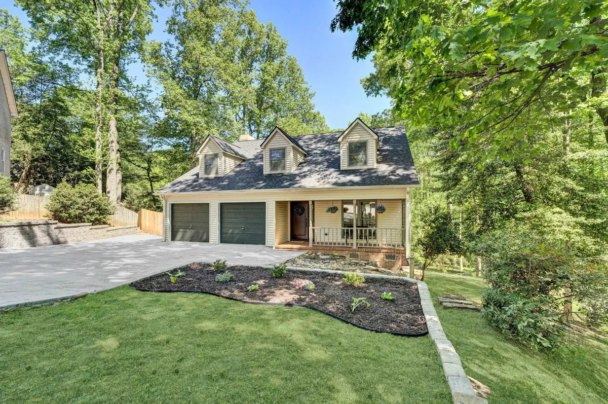 105 Summer Creek CT, Greer, SC 29650