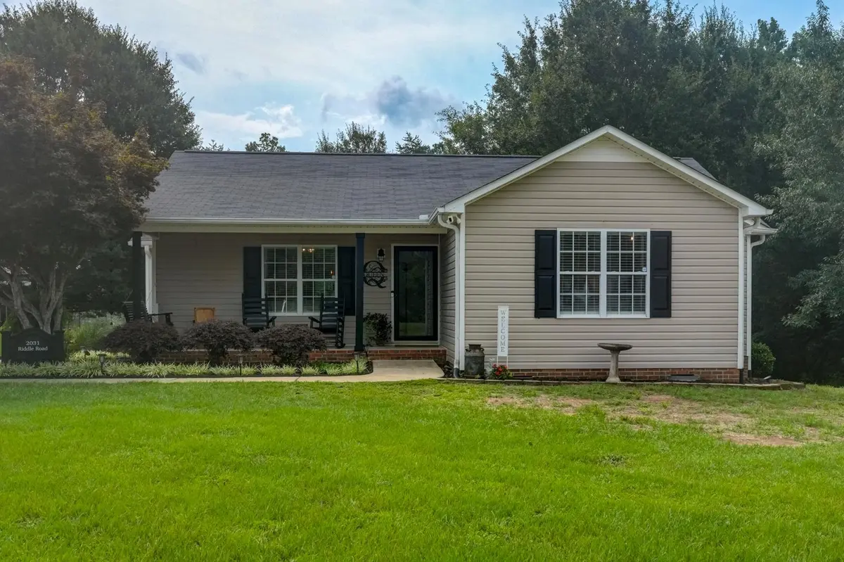 2031 Riddle RD, Pauline, SC 29374
