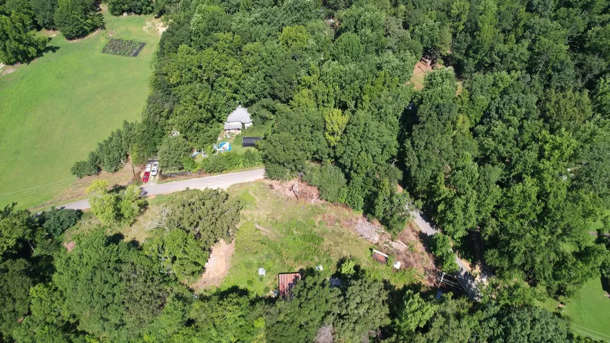 311 Burns RD, Greer, SC 29651