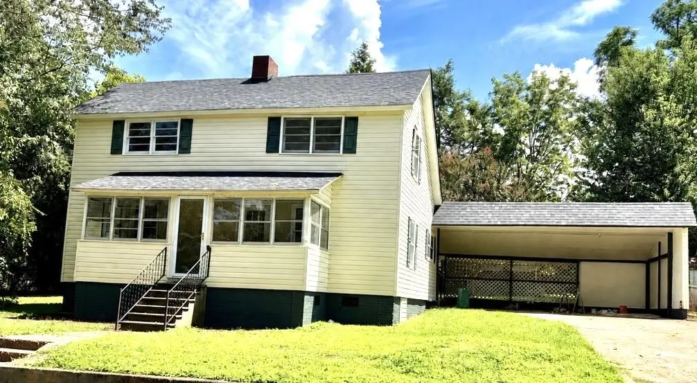 14 F ST, Inman, SC 29349