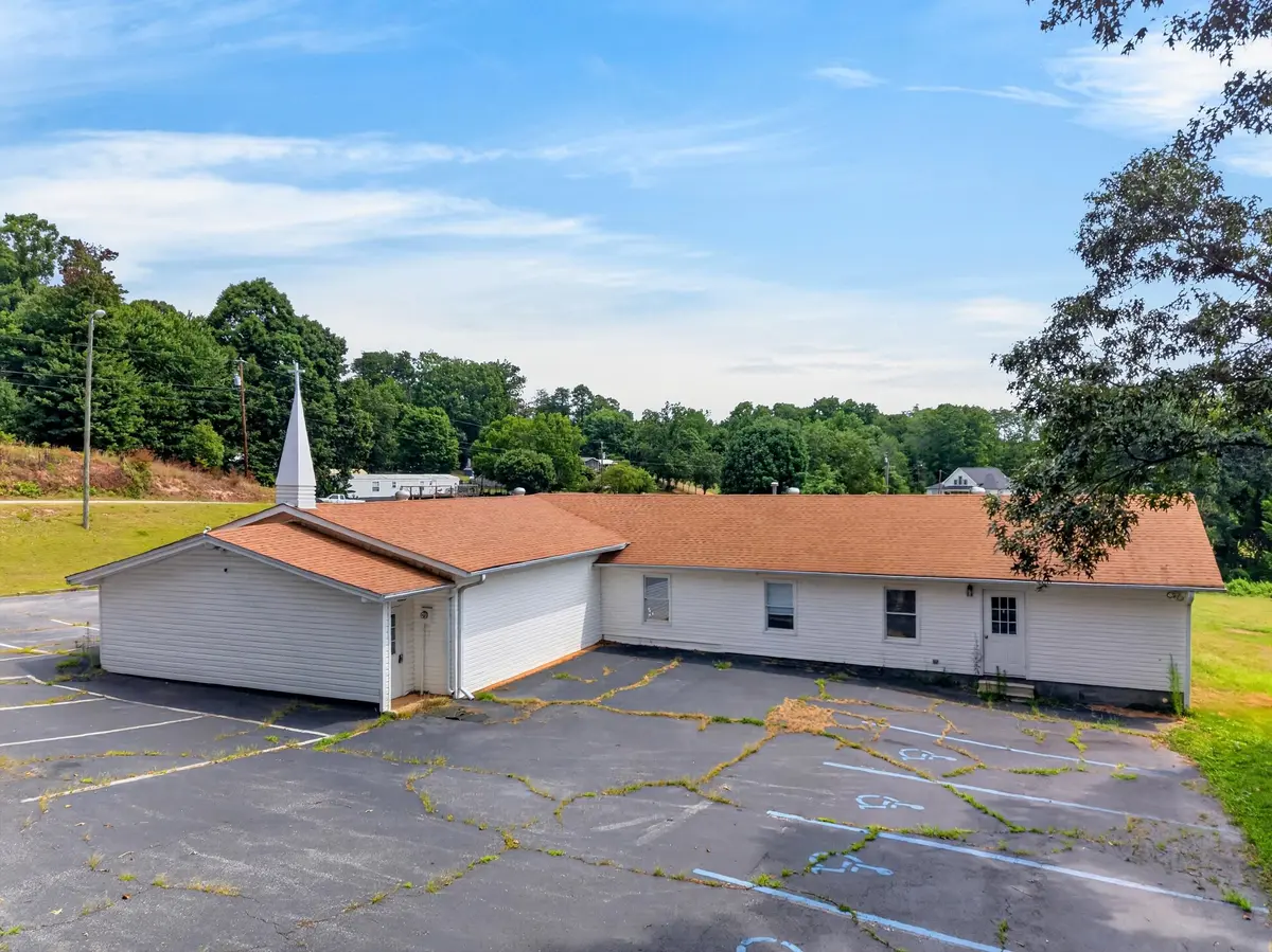 96 Sumac LN, Campobello, SC 29322