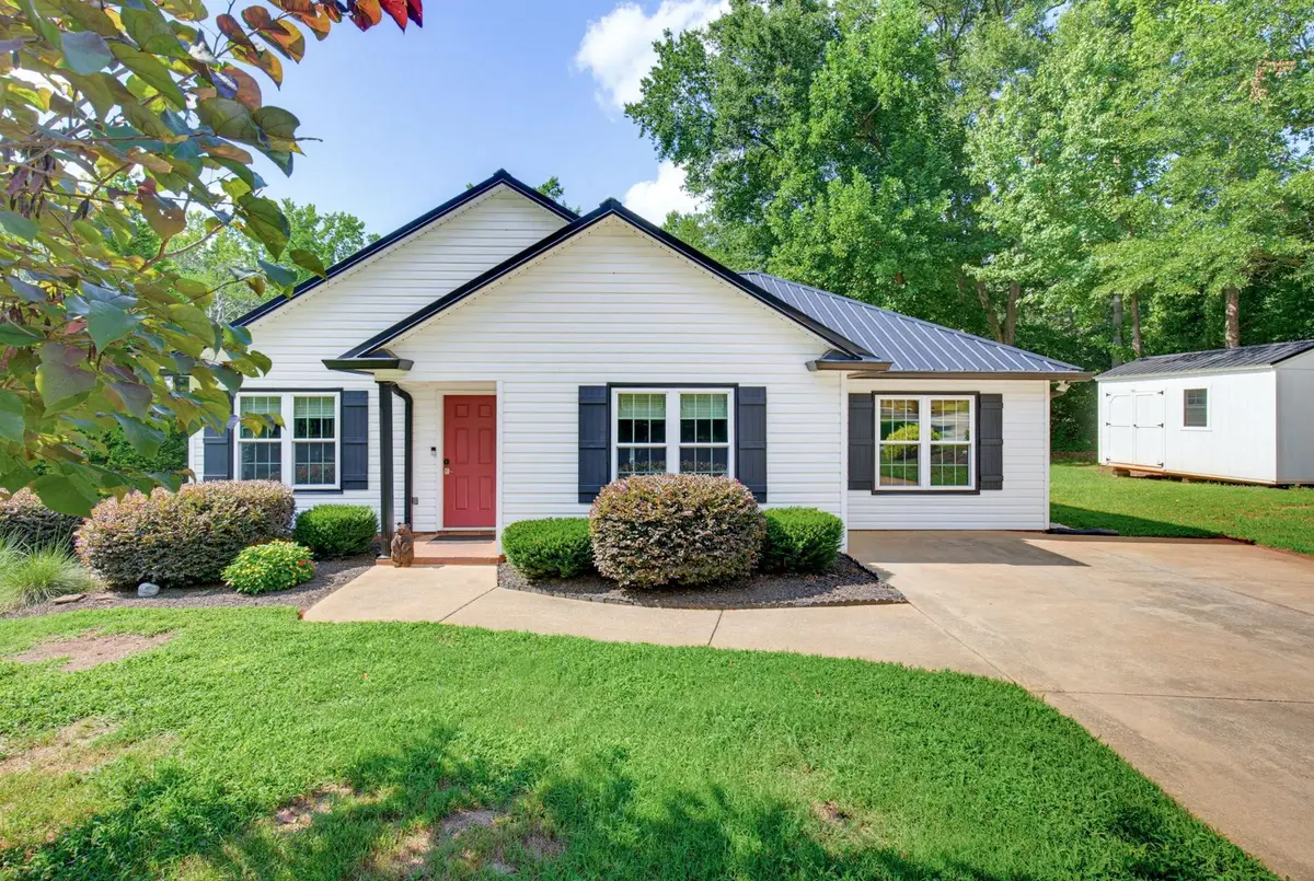 101 Valleydale CT, Inman, SC 29349