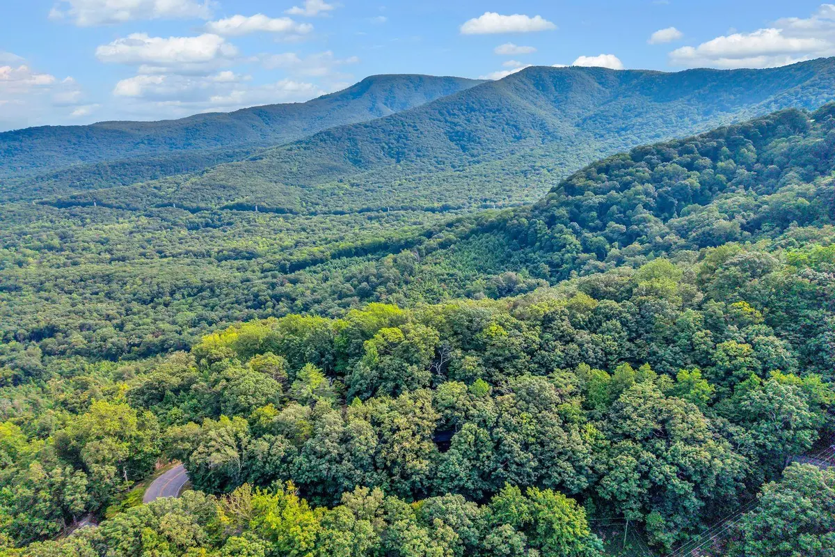 00 Hogback Mountain RD, Tryon, NC 28782