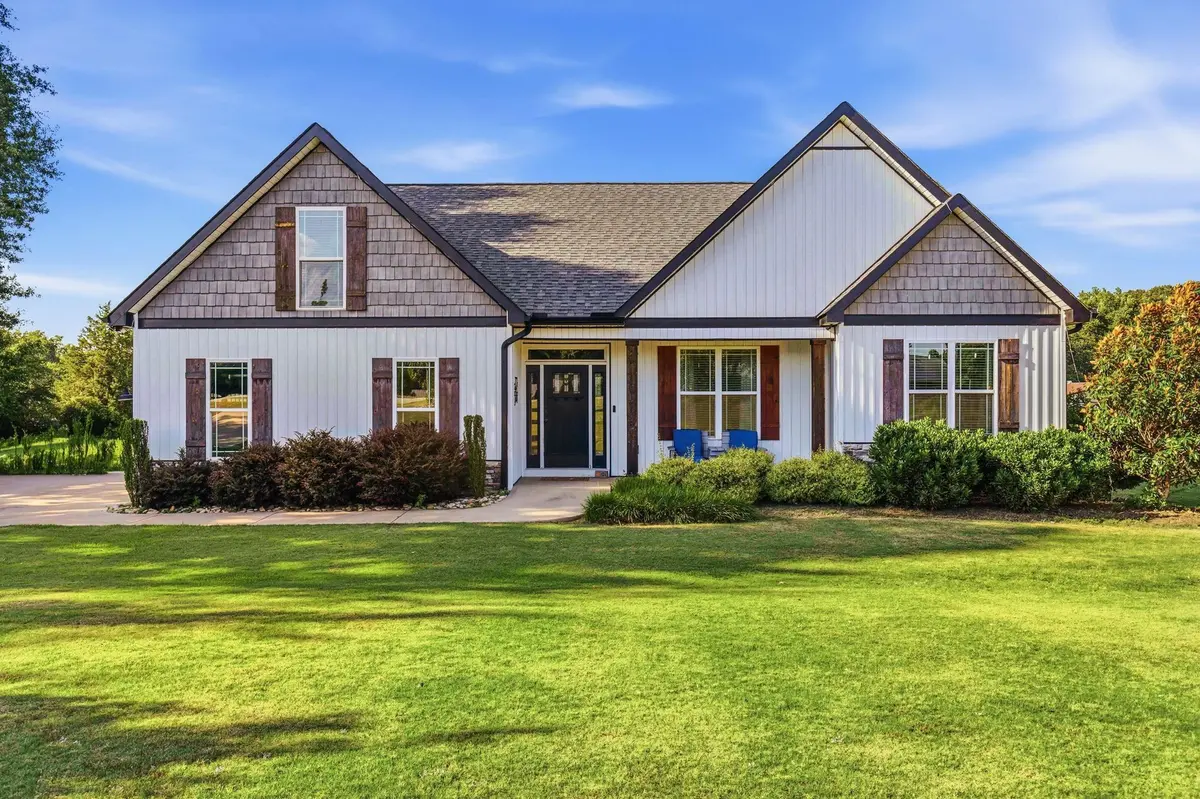 300 Sloan RD, Woodruff, SC 29388-9041