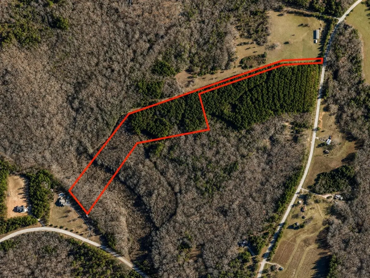 1 Bolt RD, Gray Court, SC 29645