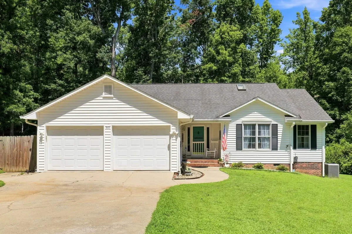 545 E Brookwood DR, Landrum, SC 29356