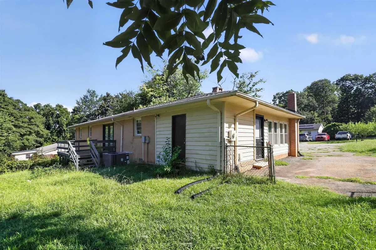 161 Floyd Heights DR, Spartanburg, SC 29303