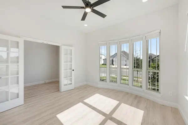 909 Firewood Way, Anna, TX 75409
