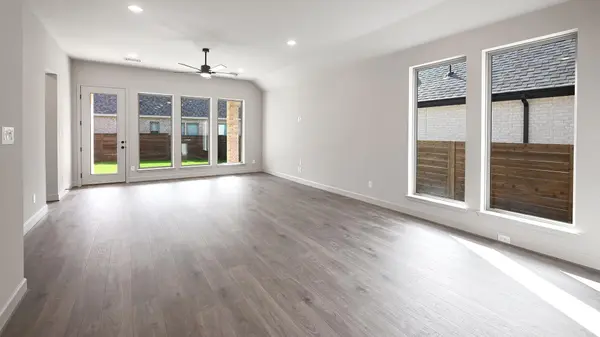 314 Watersong BND, Lockhart, TX 78644