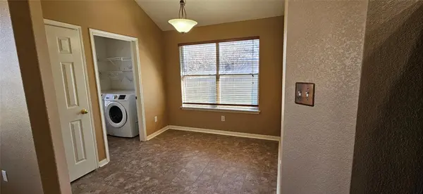 107 HELEN CV, Hutto, TX 78634