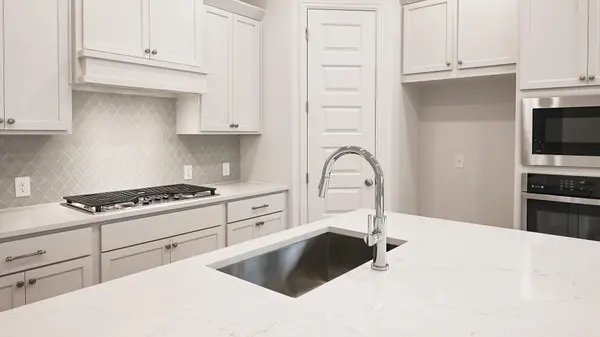 291 Basket Flower LOOP, Kyle, TX 78640
