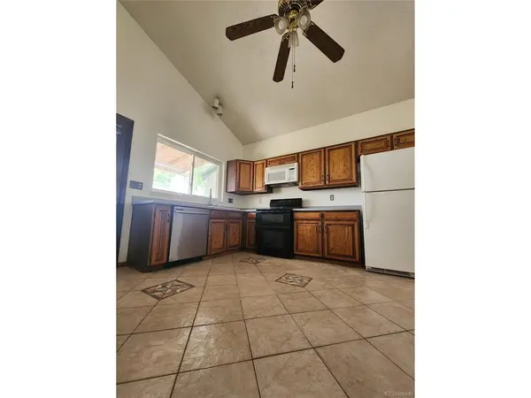 5852 W 75th, Arvada, CO 80003