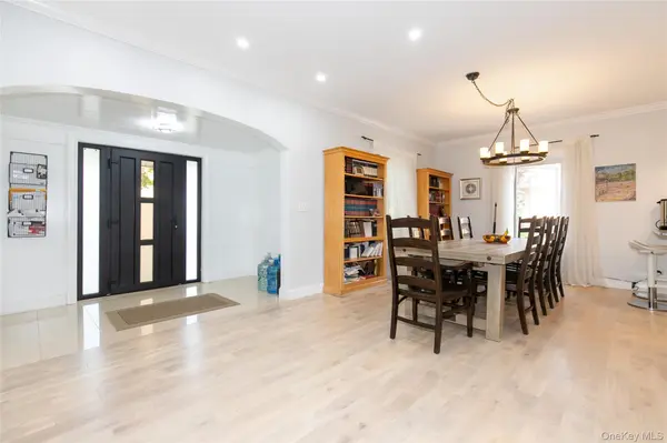 367 Summit AVE, Cedarhurst, NY 11516