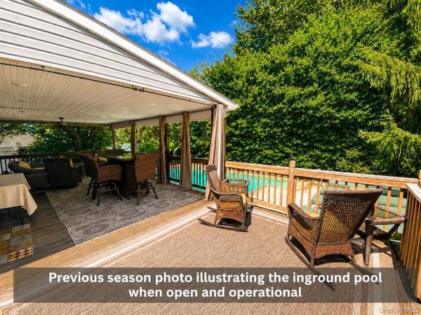2 RUTH PL, Glen Head, NY 11545