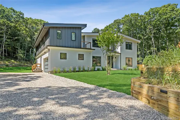 19 Elm LN, Montauk, NY 11954