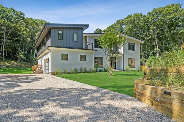 19 Elm LN, Montauk, NY 11954