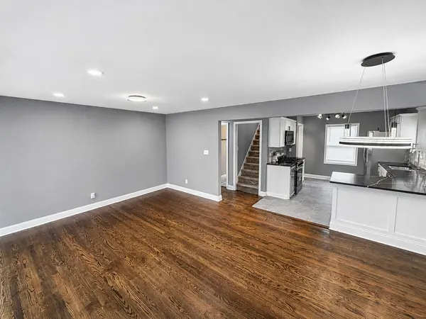 3931 Clough Avenue, Highland, IN 46322