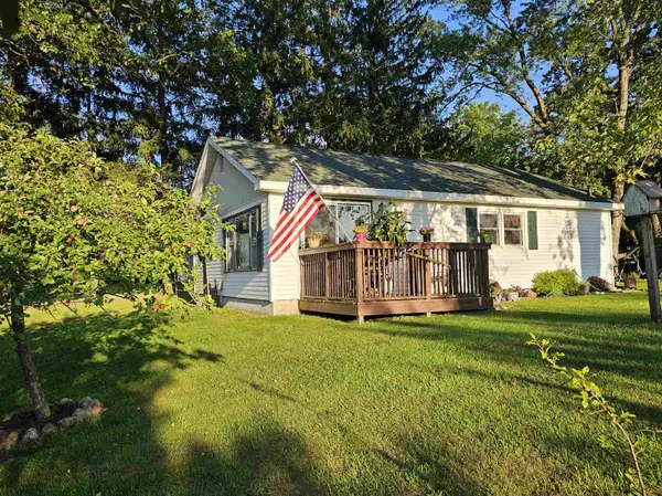 705 E ALFRED ST, Weyauwega, WI 54983