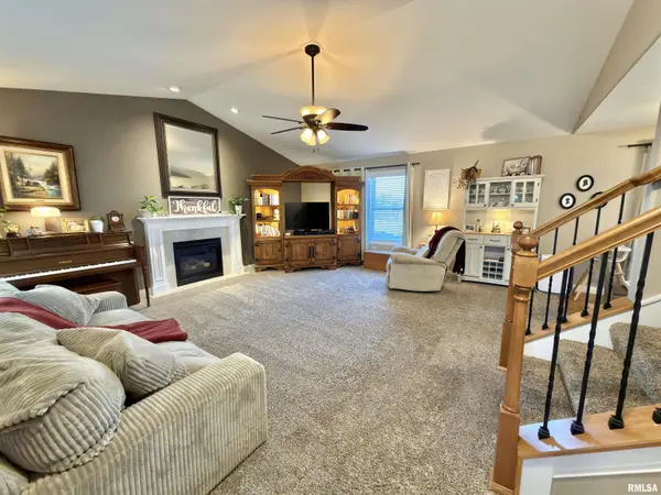 1400 JADENS WAY, Washington, IL 61571