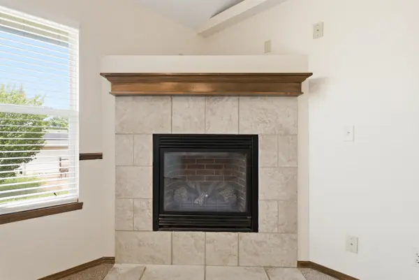 308 W Waterford Ct, Andover, KS 67002