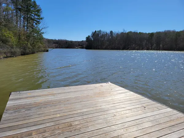 1048 Lingering Water Ln, Chesnee, SC 29323