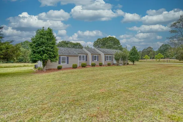159 Cook Rd, Roebuck, SC 29376