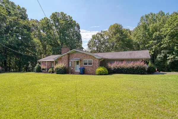 311 Edgewood Circle, Woodruff, SC 29388-2346