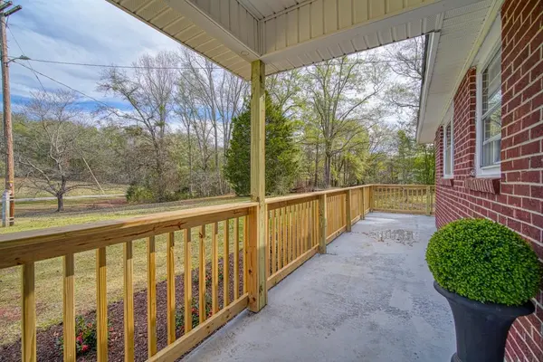 200 Edwin Lanford Rd, Woodruff, SC 29388