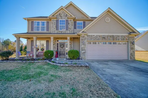423 Gibbs Village Ln., Wellford, SC 29385