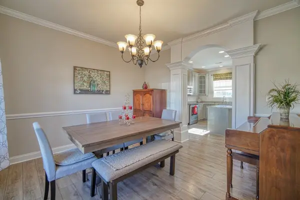 423 Gibbs Village Ln., Wellford, SC 29385