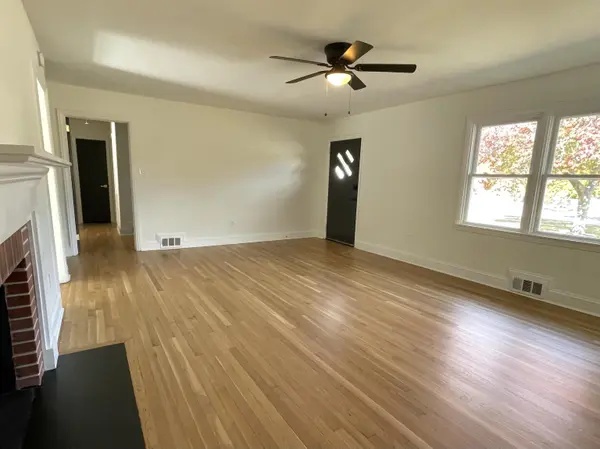 2 Lamotte ST, Spartanburg, SC 29301