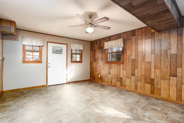 151 Pineland Ave, Union, SC 29379