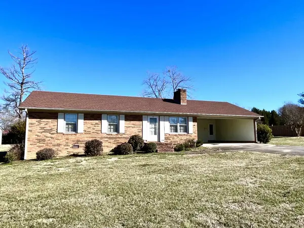 103 E Bridges Street, Landrum, SC 29356