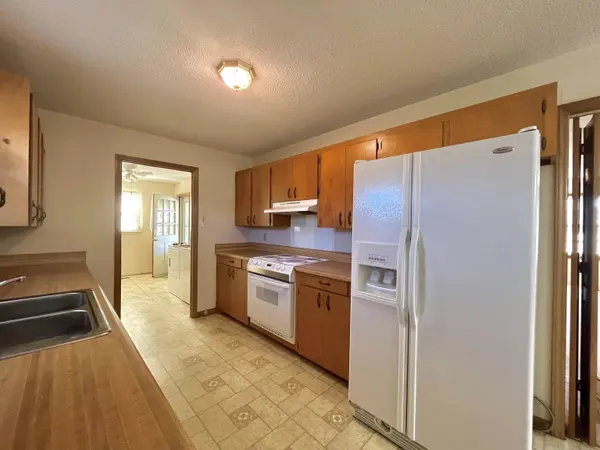103 E Bridges Street, Landrum, SC 29356
