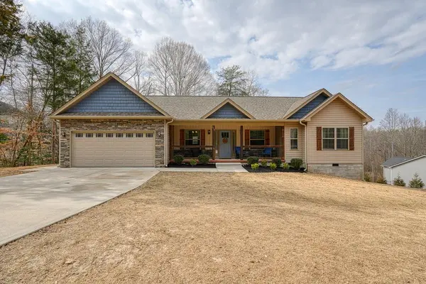319 Deer Trail LN, Woodruff, SC 29388